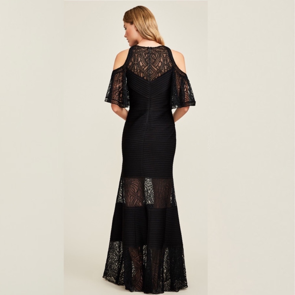 New & Sold Out Tadashi Esme Gown in Black - Picture 3 of 8